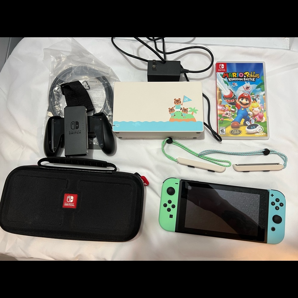 NINTENDO SWITCH ANIMAL CROSSING: NEW HORIZON EDITION